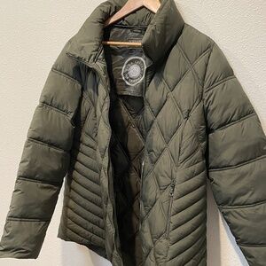 Bernardo Glam Quilted Insulated Puffer Jacker  Womens XL